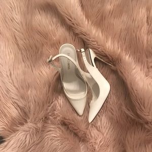 Classy #FashionNova heels Great condition 🥰